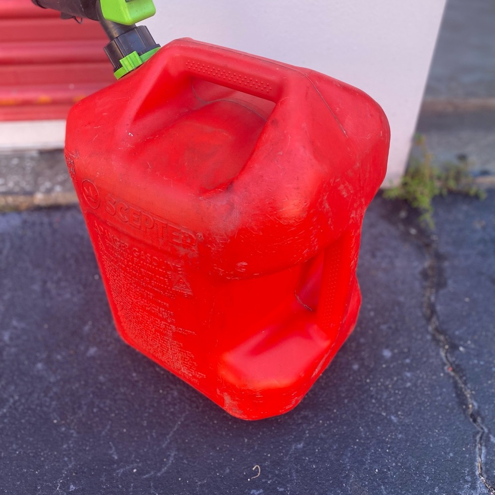 Red Fuel Container - Picture 5 of 5